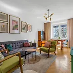 Wola Ratusz Serene By Bookinghost Apartment Warsaw