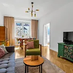 Wola Ratusz Serene By Bookinghost Apartment Warsaw