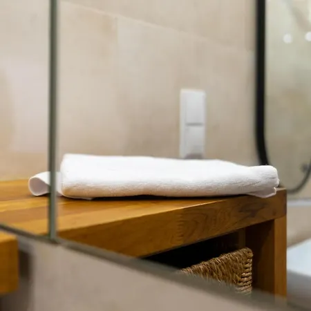 شقة Wola Ratusz Serene By Bookinghost *