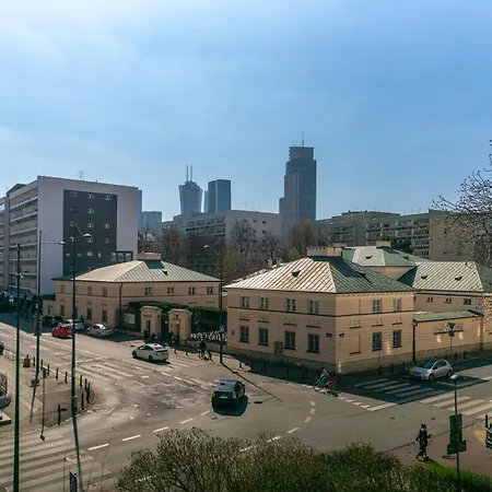 Wola Ratusz Serene By Bookinghost *