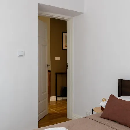 Wola Ratusz Serene By Bookinghost