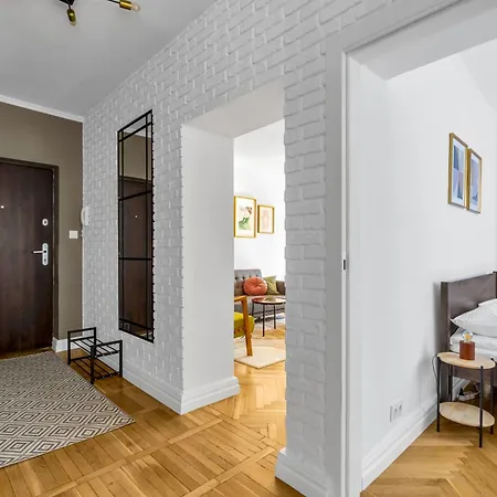 Wola Ratusz Serene By Bookinghost * Varsó